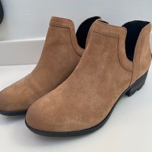 Sorel Lolla Cut Out Camel Brown Women's Ankle Booties 1776071224 - Size 9